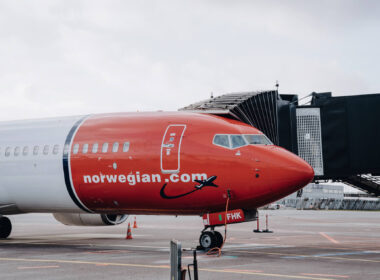 norwegian_boeing_737_at_copenhagen_airport_cph.jpg
