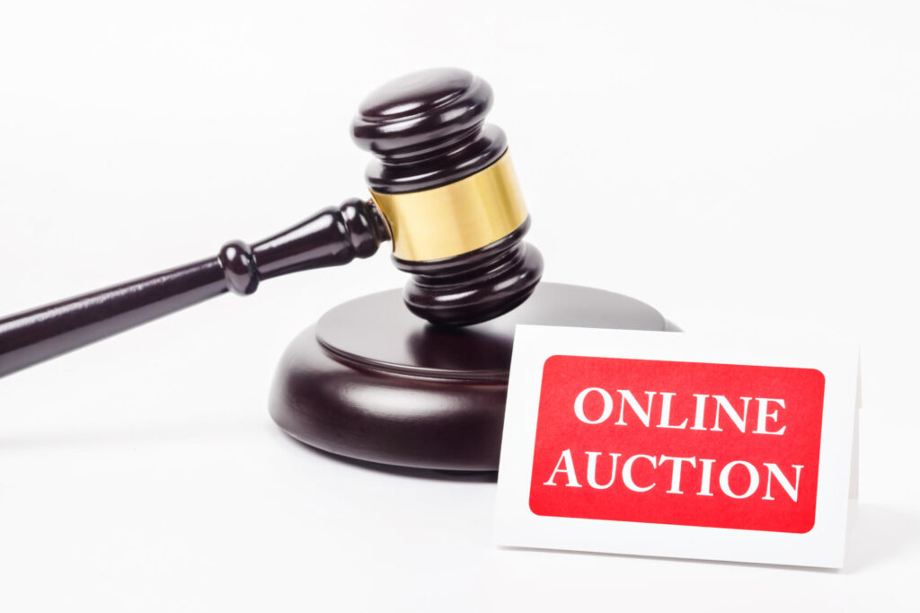 online_auction_words_with_gavel.jpg
