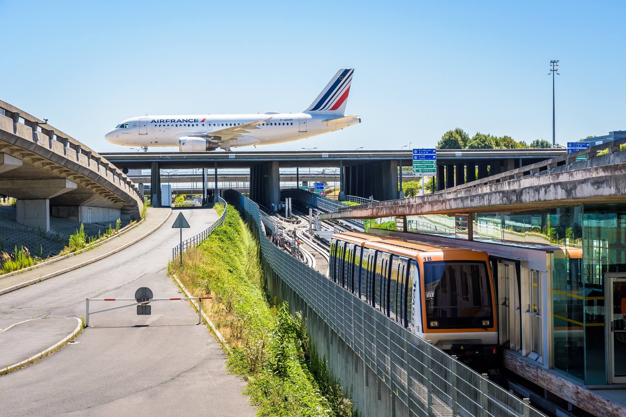 Paris-Charles de Gaulle expansion scrapped over environmental