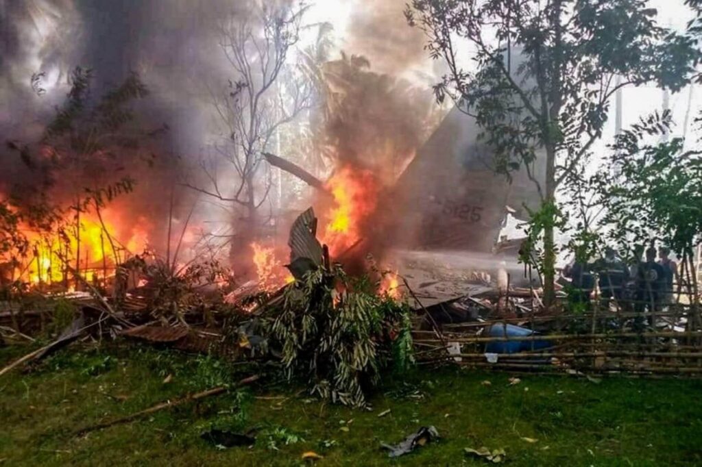 philippines c 130 crashjpg philippines_c-130_crash.jpg