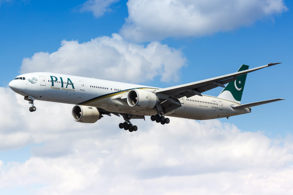pia_starts_service_to_syd_from_lahore_777.jpg