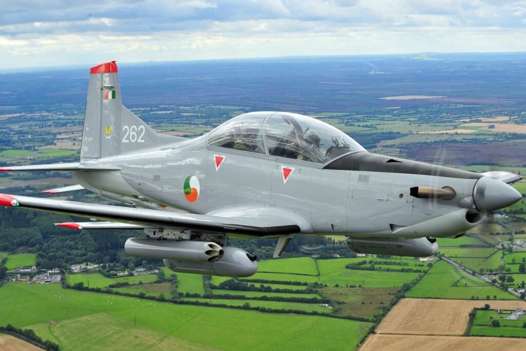 pilatus pc 9 of the irish air corps reduced 1jpg pilatus_pc-9_of_the_irish_air_corps_reduced-1.jpg