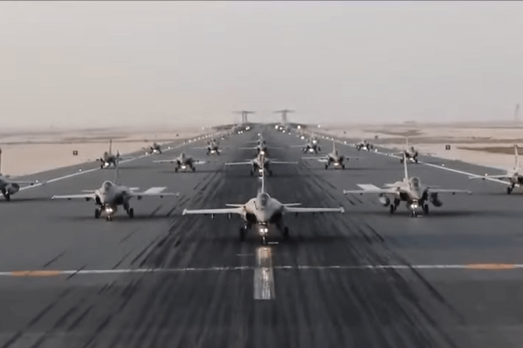 qatar_air_force_elephant_walk.png
