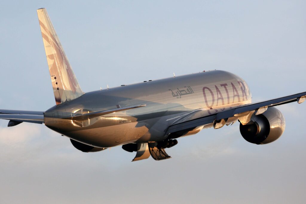 qatar_airways_cargo_b777f.jpg