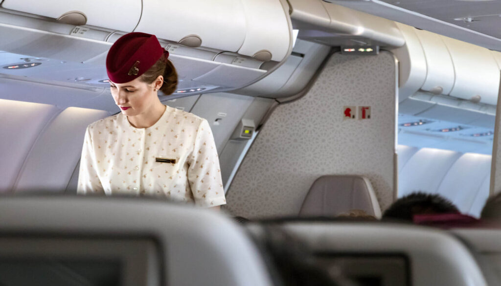 qatar_airways_flight_attendant_onboard_airbus_a350-1.jpg