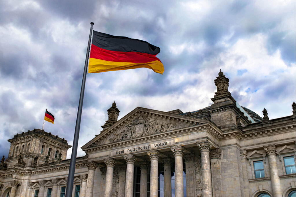 reichstag_building_with_the_german_flag.jpg