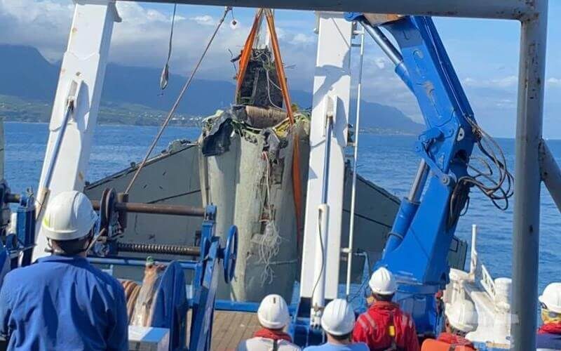 rocaf_f-5e_fighter_jet_wreckage_recovered.jpg