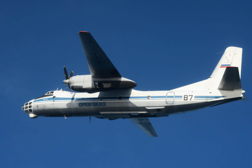 russian an 30 in swedish airspacejpg russian_an-30_in_swedish_airspace.jpg