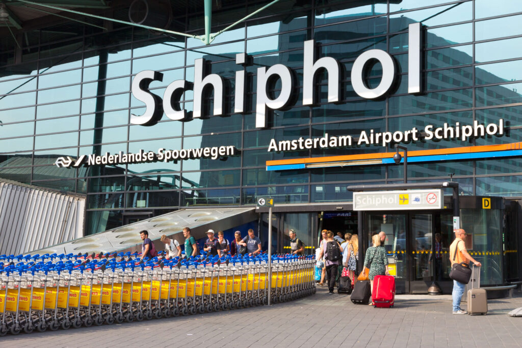 schiphol airport lowers heatingjpg schiphol_airport_lowers_heating.jpg