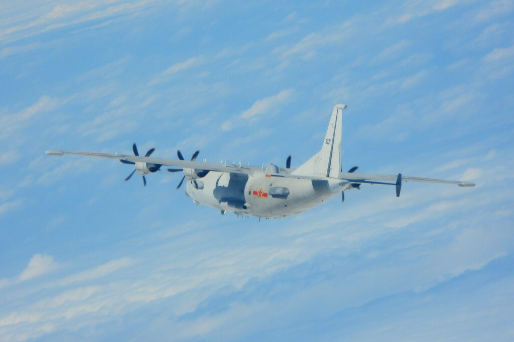 shaanxi_y-8_reconnaissance_aircraft.jpg