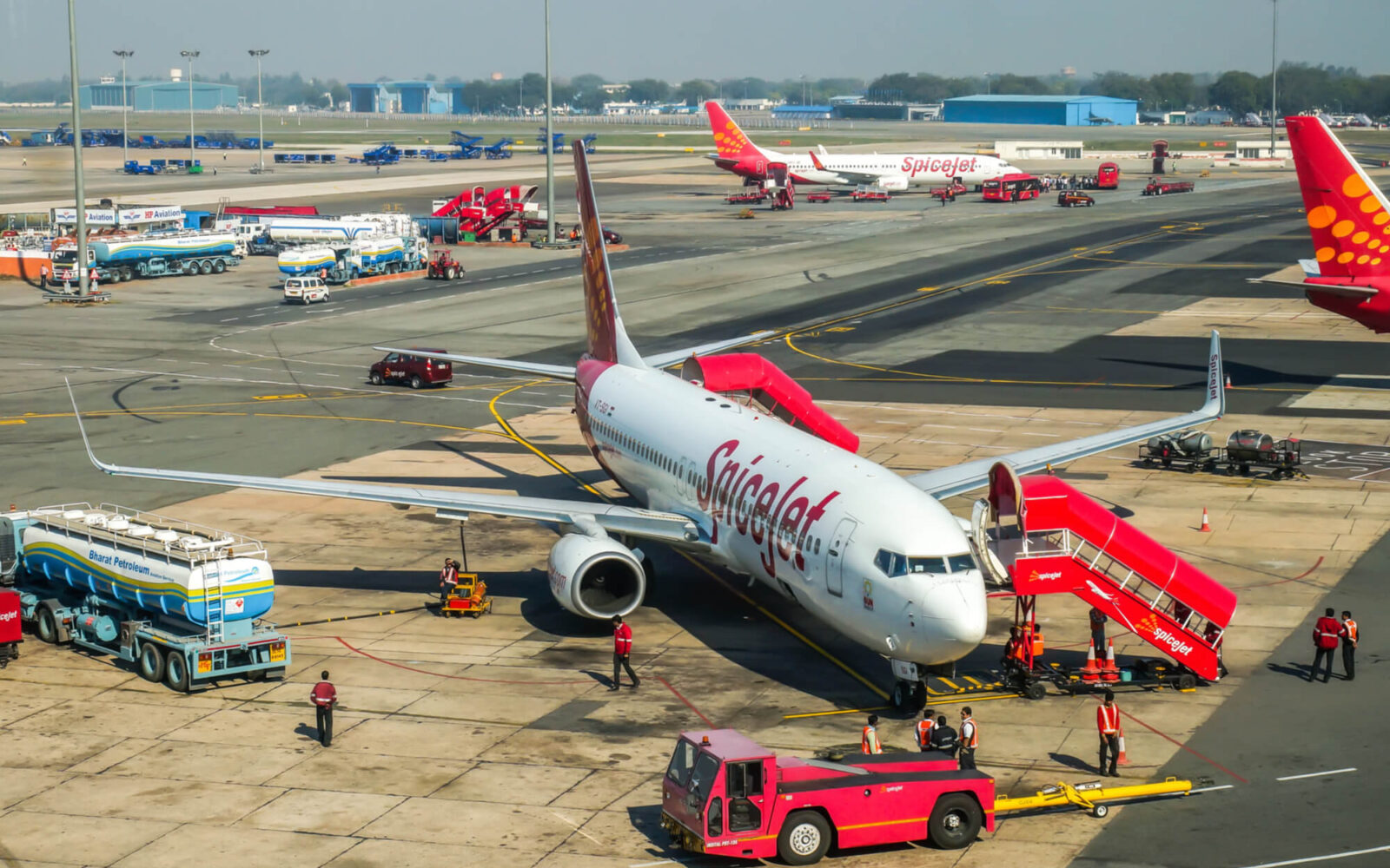 SpiceJet staff stage strike over wages at Delhi airport - AeroTime