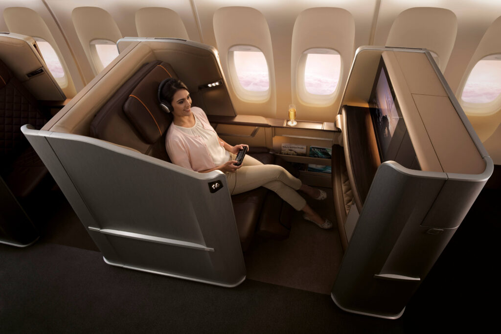 sia_retrofitted_first_class_777-300er.jpg