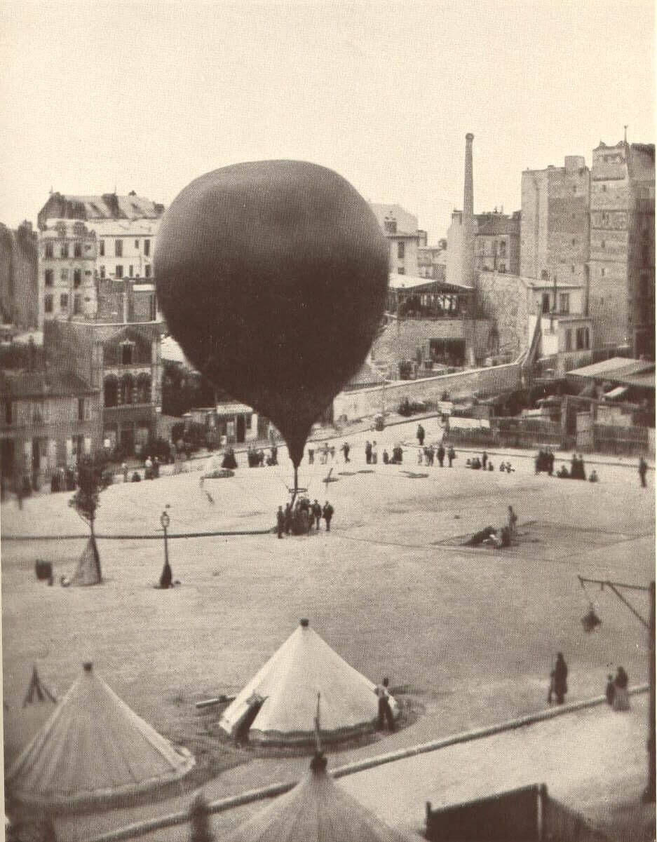 siege_of_paris_air_balloon_wikimedia