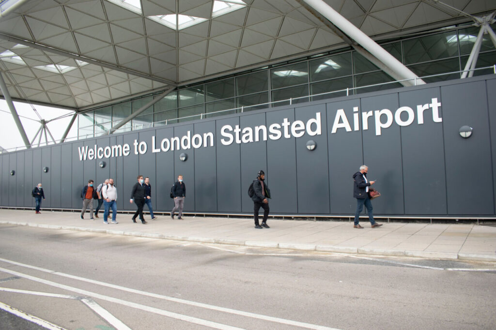 stansted_airport_to_hold_job_fair.jpg