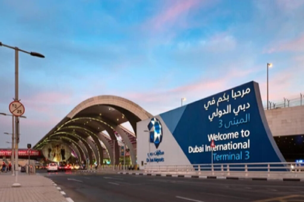 terminal_3_sign_at_dubai_international_airport_dxb-1.jpg