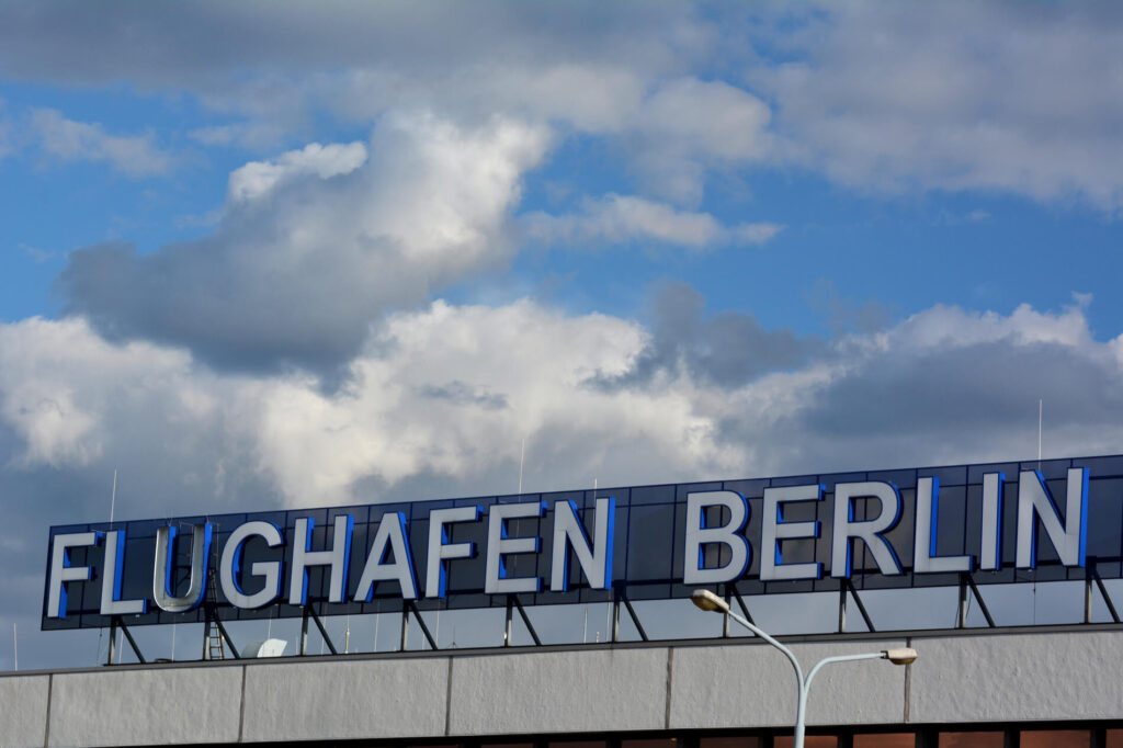 terminal_5_previous_berlin_schoenefeld_airport.jpg