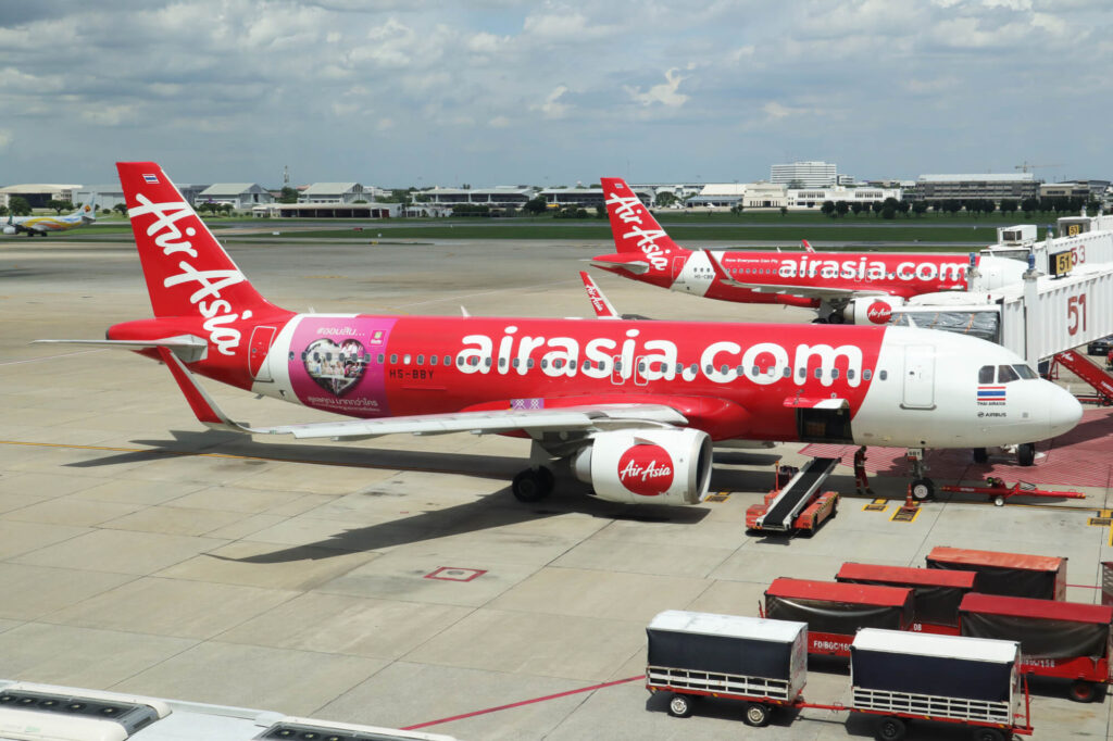 thai airasia a320 aircraft in bangkok thailandjpg thai_airasia_a320_aircraft_in_bangkok_thailand.jpg