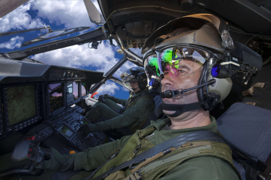 the_topowl_helmet_on_board_a_nh90_helicopter.jpg
