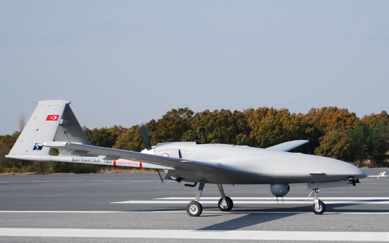 turkeys_bayraktar_tb2_on_runway.jpg