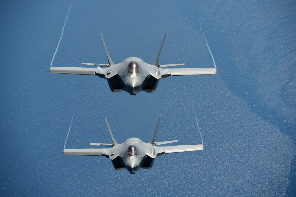 two_italian_f-35a_fighter_jets.jpg