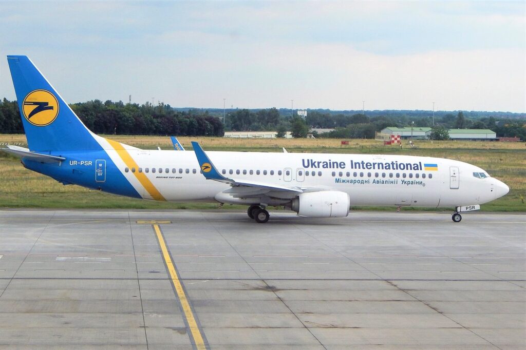 ukraine_international_airlines_ur-psr.jpg