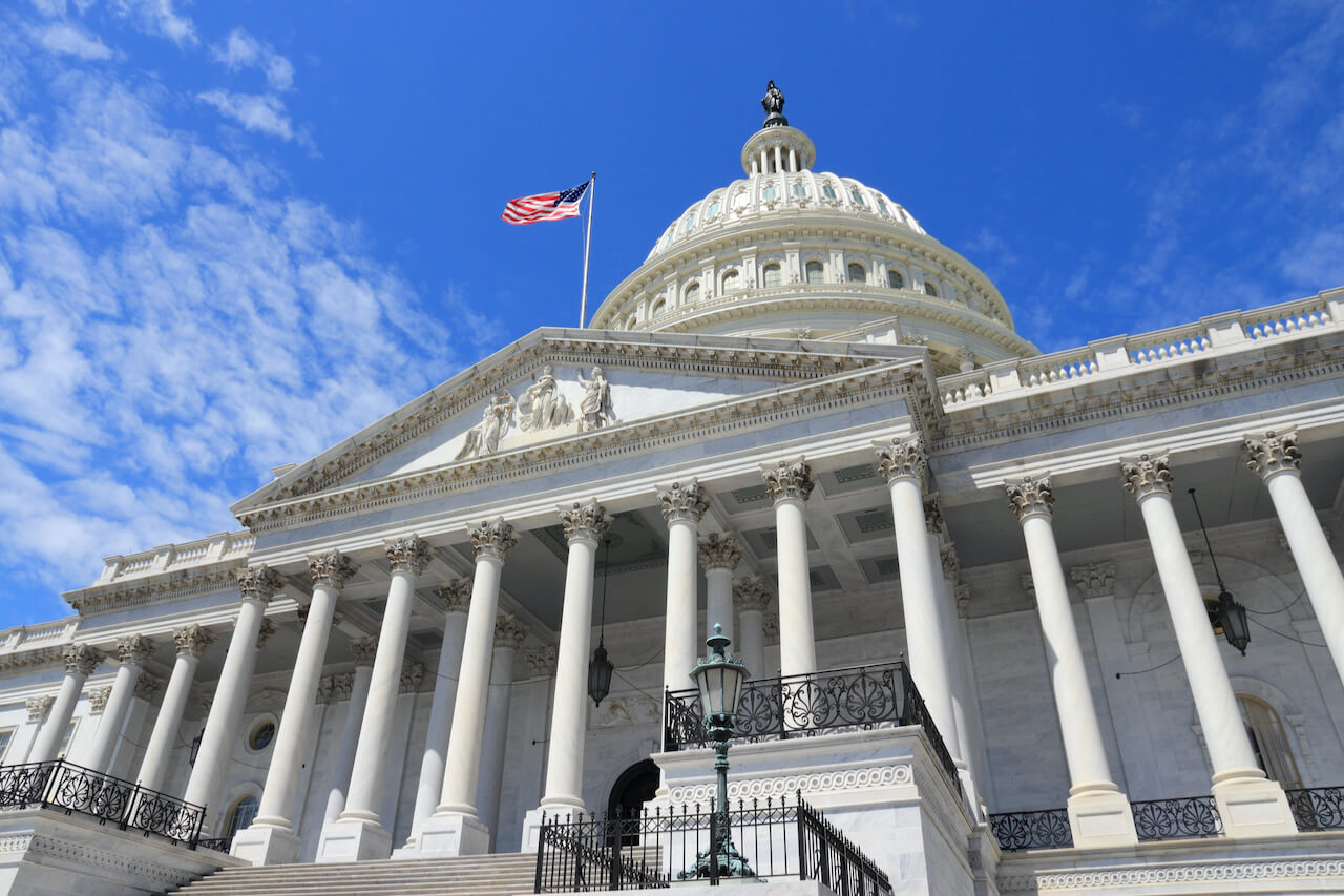 us_capitol_evacuated_over_false_alarm_aircraft_carrying_us_army_parachuters.jpg