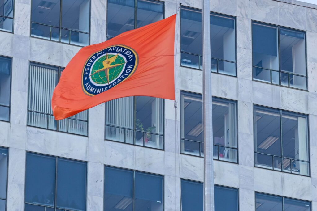 us_faa.jpg