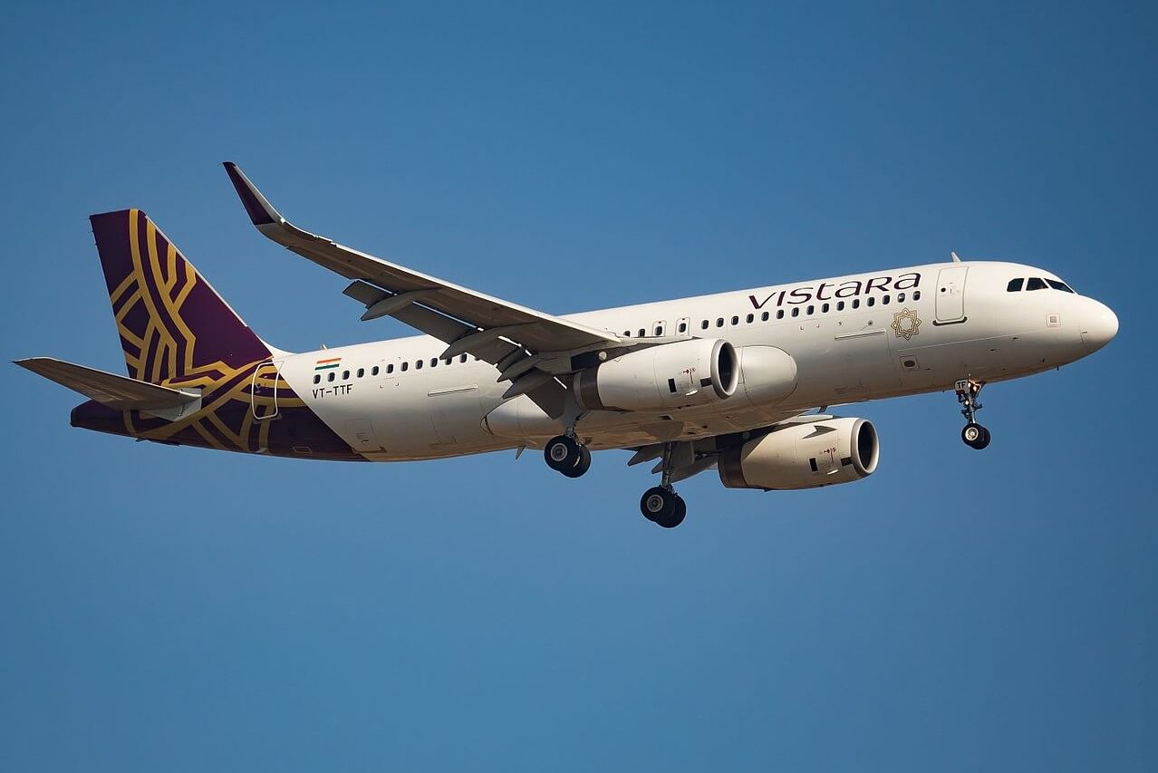 Vistar Airbus A320 slide deployment